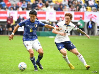 サッカー